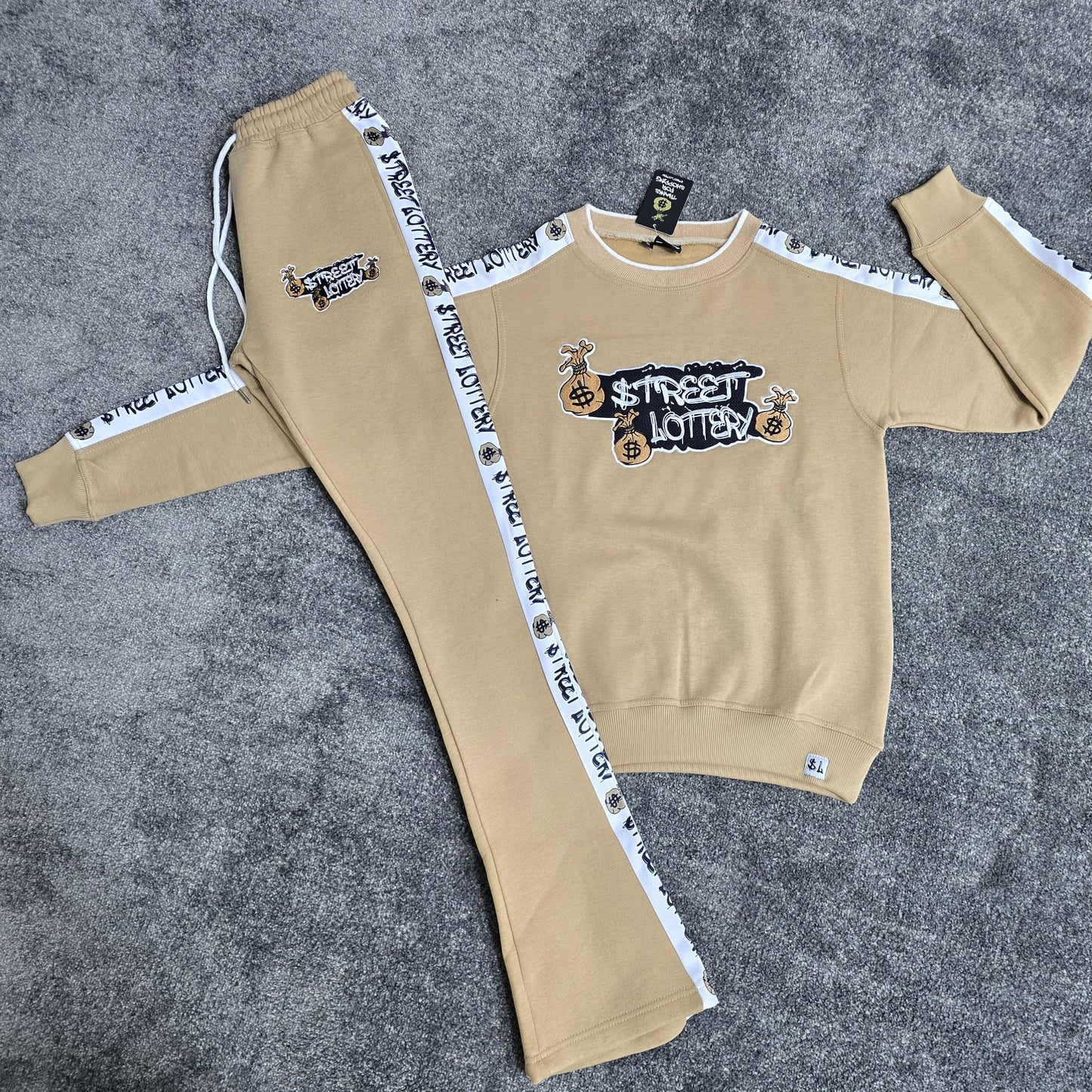 Khaki stacked set