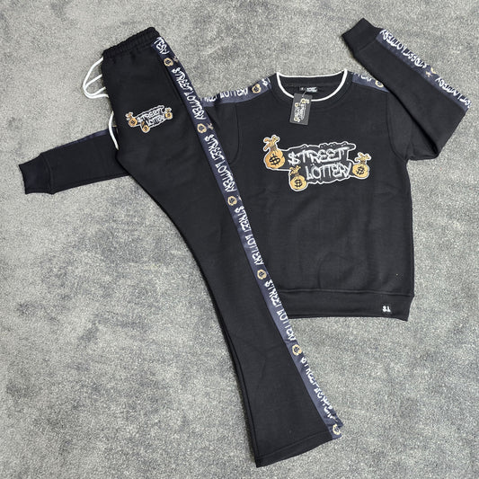 Black stacked set
